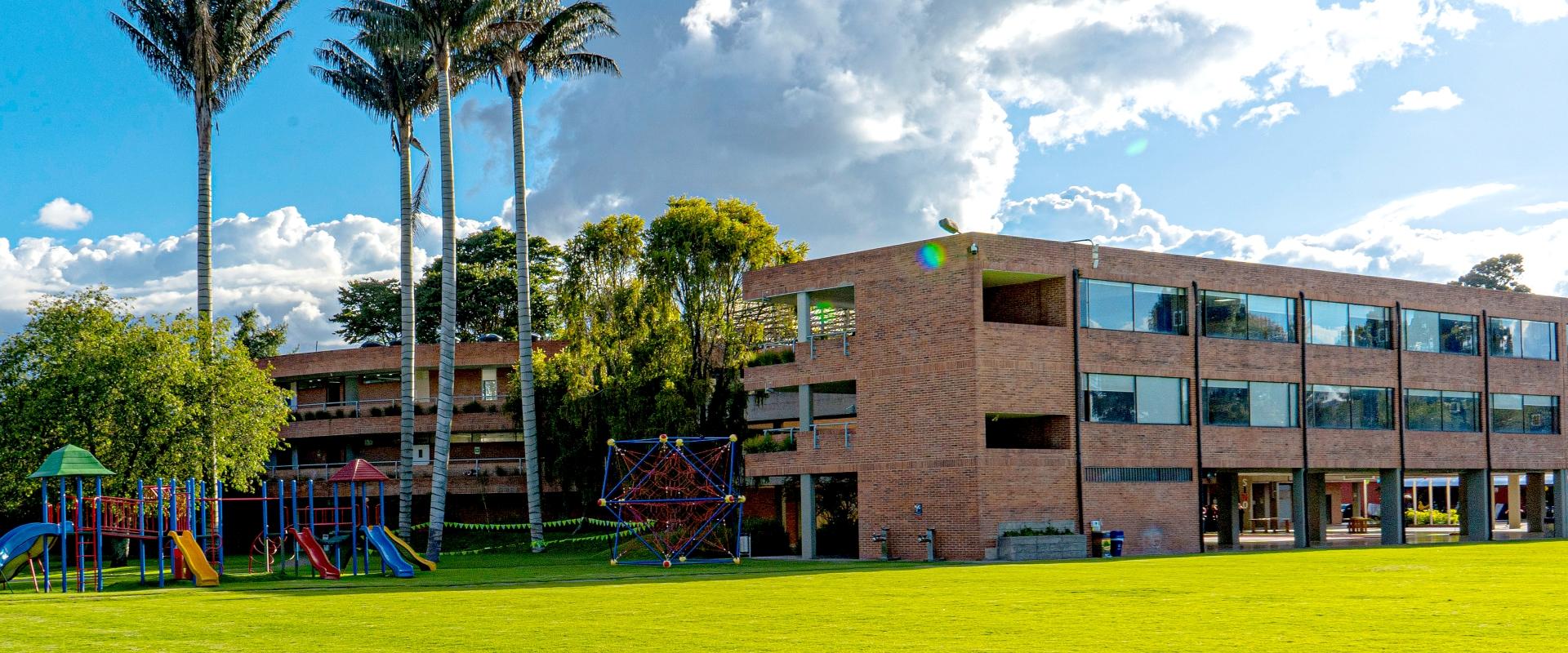 KUPA + Colegio San Matthew