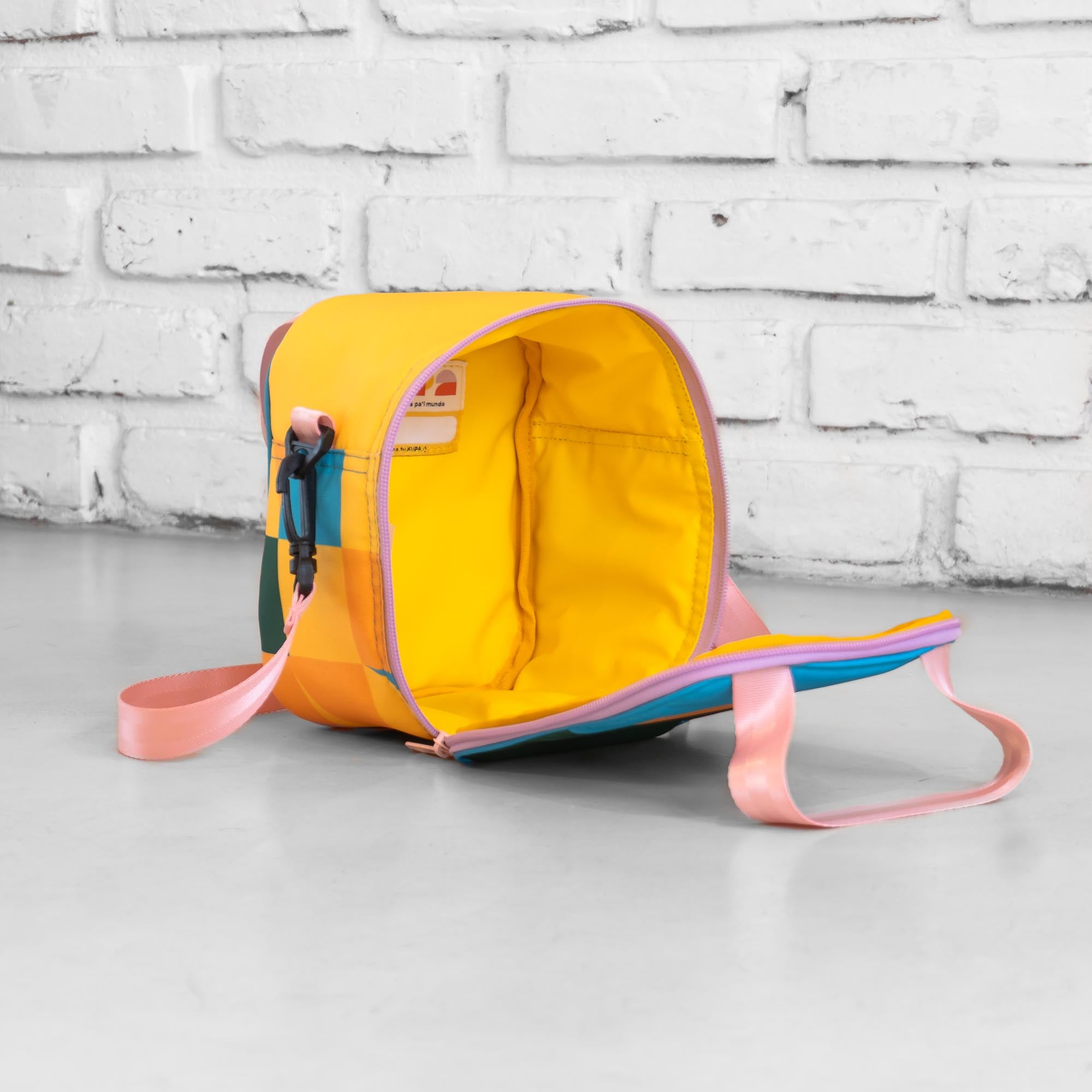 Astral Rabbits Chicaque Lunch Box
