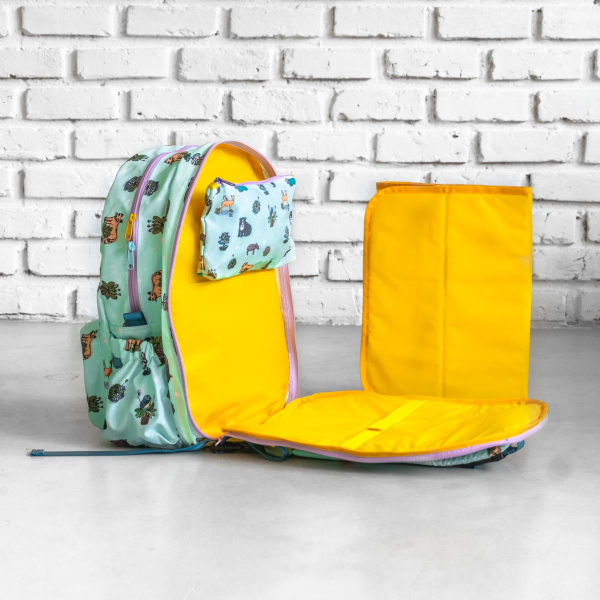 Living Planet Guatapé Diaper Bag
